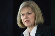 Мэй может остаться на посту премьер-министра после Brexit