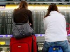 Сотни туристов застряли в  Жулянах  по вине турфирмы