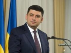 Глава Кабміну пообіцяв забезпечити початкову школу сучасним обладнанням