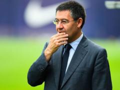 The collection of signatures for the motion of a vote of no confidence in the leadership of Barcelona began