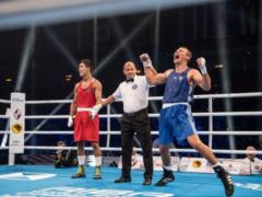 Украинец Хижняк стал чемпионом мира по боксу