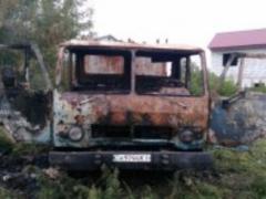 У Києві в машині згорів чоловік