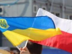 Украинцы ежегодно переводят своим семьям 5 млн евро с Польши