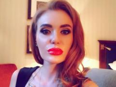 Princess Nesmeyana:  NEANGEL  Glory touched the fans with the emotions of the little daughter