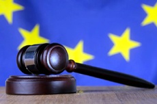 Європейський суд дозволив співробітникам використовувати робочу пошту в особистих цілях