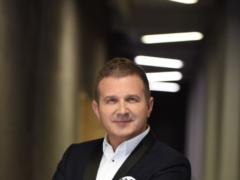 Юрий Горбунов провел экскурсию за кулисами  Танців з зірками  в формате 360°