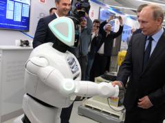 Путин призвал забираться в интернет вещей