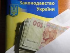В Черкассах командира воинской части поймали на коррупции