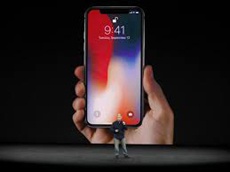 Новый iPhone не справился с распознаванием лица во время презентации