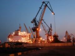 В Украину прибыло первое судно с американским углем