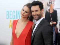 Фронтмен Maroon 5 Левин и известная модель во второй раз станут родителями