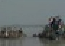 In India, a boat overturned, 19 dead