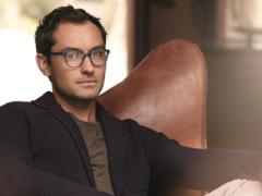Jude Law was taken for a criminal