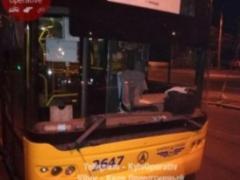 У столиці обстріляли тролейбус