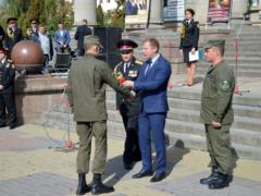 За спасение девушки в Тернополе наградили молодого гвардейца