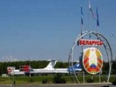 Посольство України в Білорусі рекомендує перетинати російсько-білоруський кордон літаками