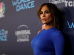 Generous Jennifer Lopez donated a million dollars to Puerto Rico after the hurricane
