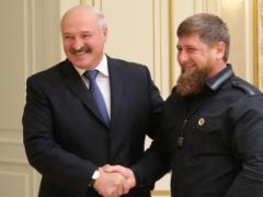 Лукашенко пригостив Кадирова картоплею