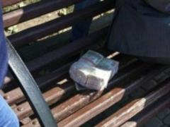 In Kharkov on a bribe the official of the State Administration
