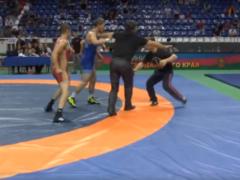 В России произошла массовая драка на турнире по борьбе
