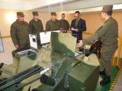 US State Department representative visits the training center of the National Guard