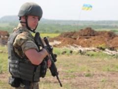 Армия усилила охрану военных объектов из-за взрывов под Винницей