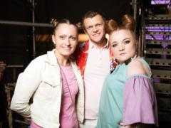Radio  Friday  again confirmed the status of the station, which makes the holiday every day