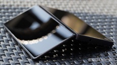 A horizontal clamshell ZTE Axon M with two displays appeared on the photo