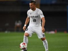 Podolski impressed Japanese fans with a remarkable goal after a solo pass