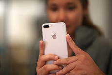 Виробники аксесуарів з КНР платять за інформацію про прийдешні iPhone
