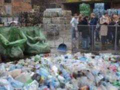 In England, began to develop a draft law on the deposit system for collecting tare