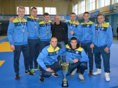 Збірна команда ХНУВС з боротьби самбо посіла перше місце