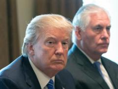 Трамп выгоняет Тиллерсона из зависти