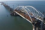 Плохому танцору и Керченский мост мешает