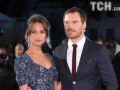 Голливудские актеры Викандер и Фассбендер тайно поженились