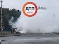 В столице авто загорелось на ходу