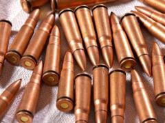 СБУ и военная прокуратура поймали армейца на продаже оружия и боеприпасов