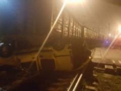 В Одессе легковое авто раздавил грузовой поезд