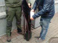 Возле Рады задержан снайпер с оружием