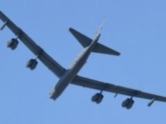 Ядерные бомбардировщики В-52 будут совершать круглосуточные патрули