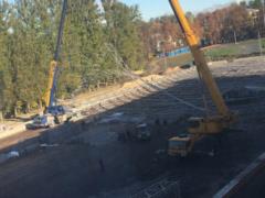 На стадионе в Петербурге рухнула арка