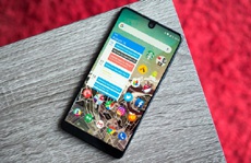 Смартфон «отца Android» внезапно подешевел на $200