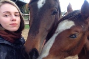 Студентка з Єкатеринбурга з їздила на стажування в Німеччину, щоб відкрити свою стайню