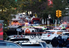The authorities of New York refused to cancel the parade on the occasion of Halloween because of the terrorist attack