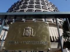 Испанский суд требует экстрадиции четырех беглых каталонских министров