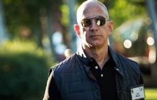 Amazon CEO Jeff Bezos sold the company s shares for $ 1bn a week