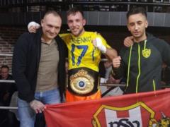 The Dutch fighter in martial arts after the victory put on a T-shirt of the Ukrainian team