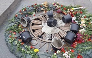 In Kiev, vandals flooded with the Eternal Flame