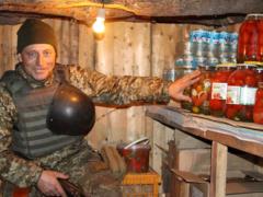 В штабе АТО показали, как бойцы к зиме готовы