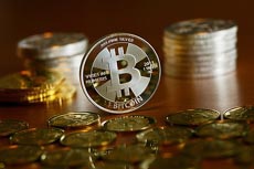 The search for bitcoins went around gold